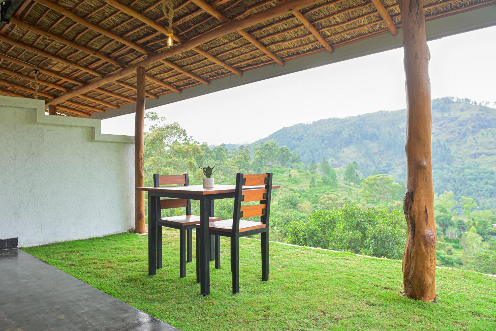 Tea Hills Hotel *